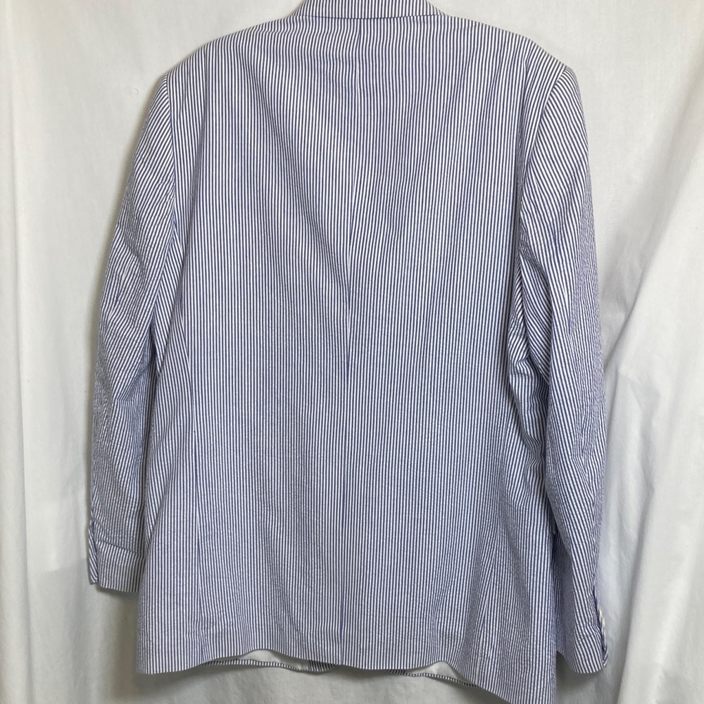 Like New Alan Flusser Classic Puckered Cotton Seersucker in Blue and White 44L - Picture 5 of 16